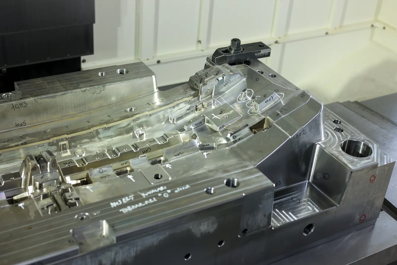 Production process at Eksenmold Europa